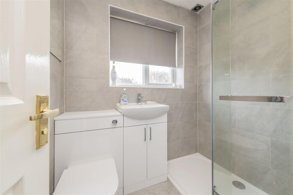 Images for Dale Close, Wellingborough EAID:oscarjamesapi BID:6