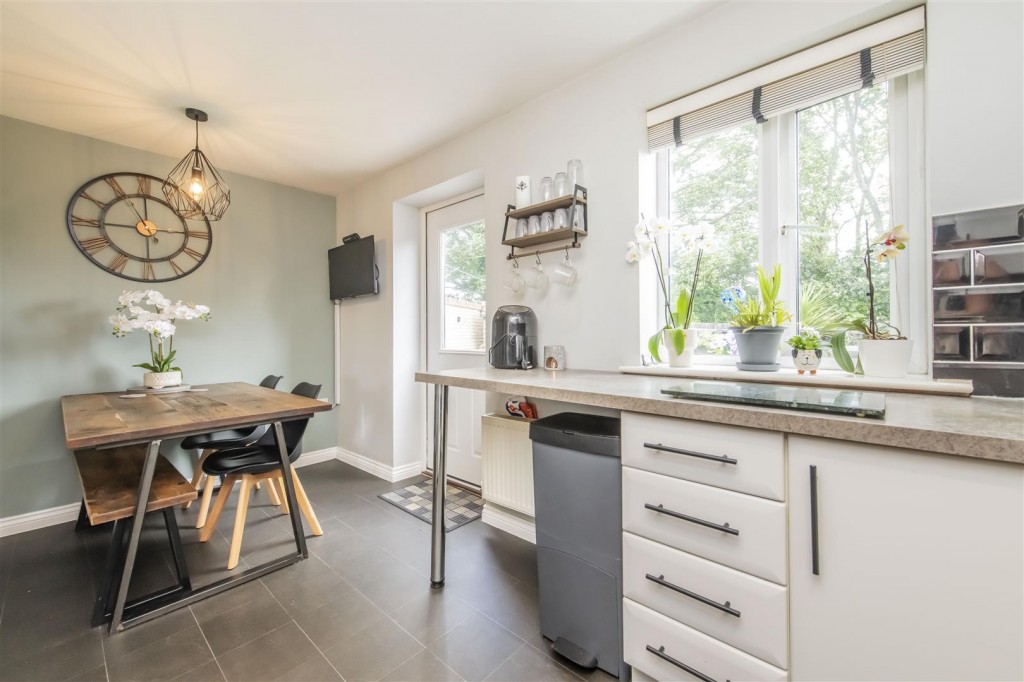Images for Cranford Road, Burton Latimer, Kettering EAID:oscarjamesapi BID:3