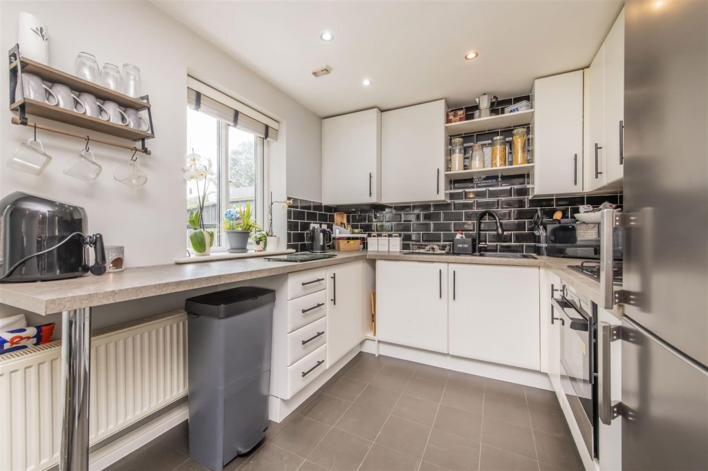 Images for Cranford Road, Burton Latimer, Kettering EAID:oscarjamesapi BID:3