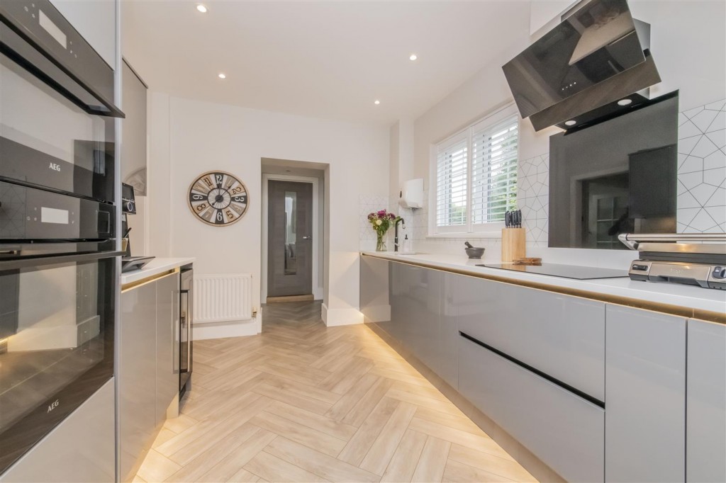 Images for Elm Road, Burton Latimer EAID:oscarjamesapi BID:3