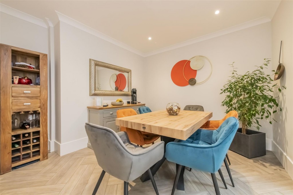 Images for Elm Road, Burton Latimer EAID:oscarjamesapi BID:3