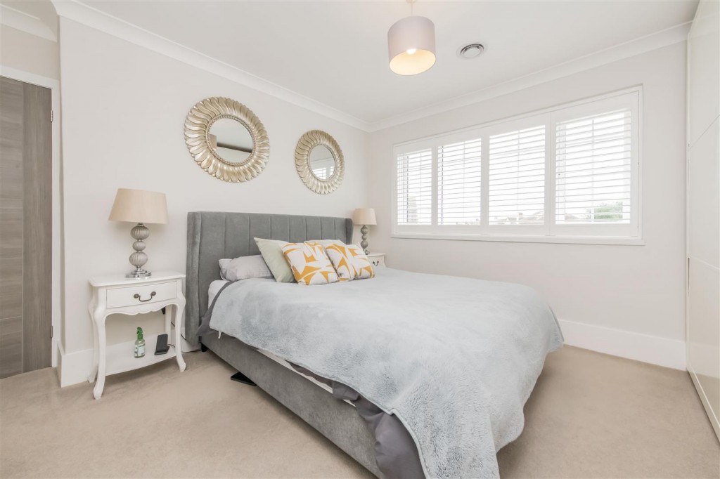Images for Elm Road, Burton Latimer EAID:oscarjamesapi BID:3