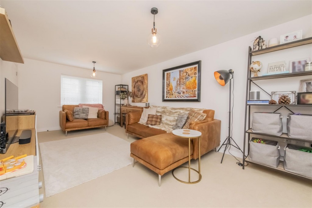 Images for Foxglove Road, Desborough EAID:oscarjamesapi BID:2