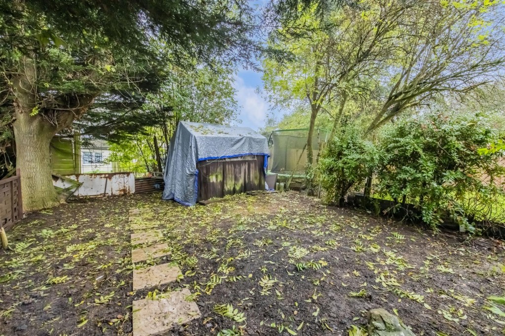 Images for Dobson Walk, Corby EAID:oscarjamesapi BID:4