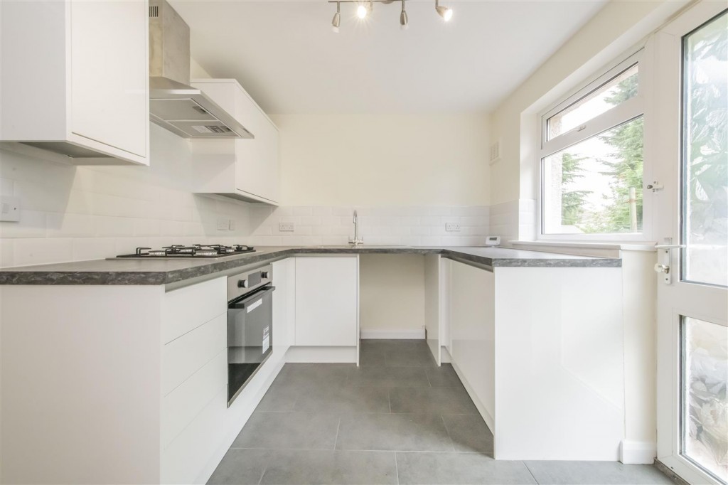 Images for Dobson Walk, Corby EAID:oscarjamesapi BID:4
