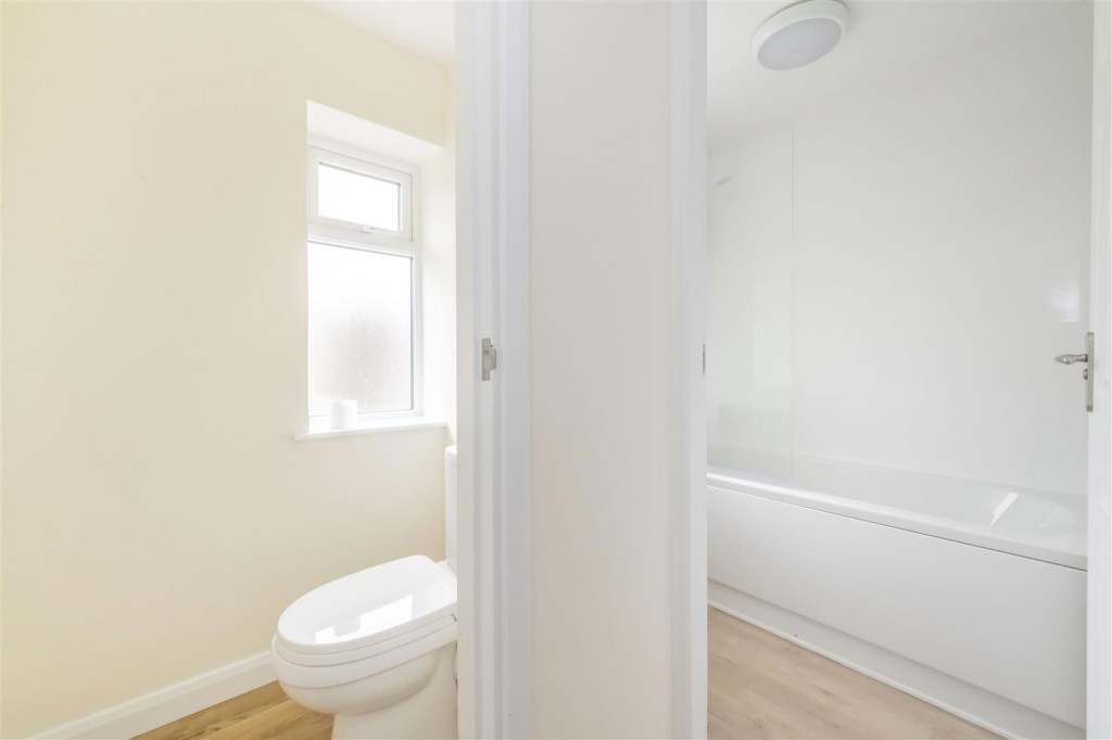 Images for Dobson Walk, Corby EAID:oscarjamesapi BID:4