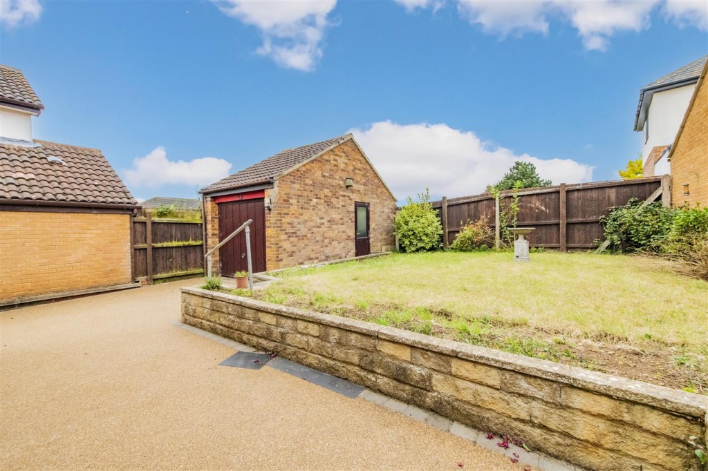 Images for Grange Road, Wellingborough EAID:oscarjamesapi BID:6