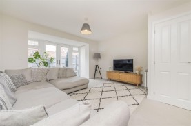 Images for Pembrey Close, Burton Latimer