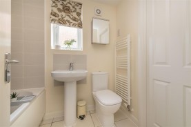 Images for Pembrey Close, Burton Latimer