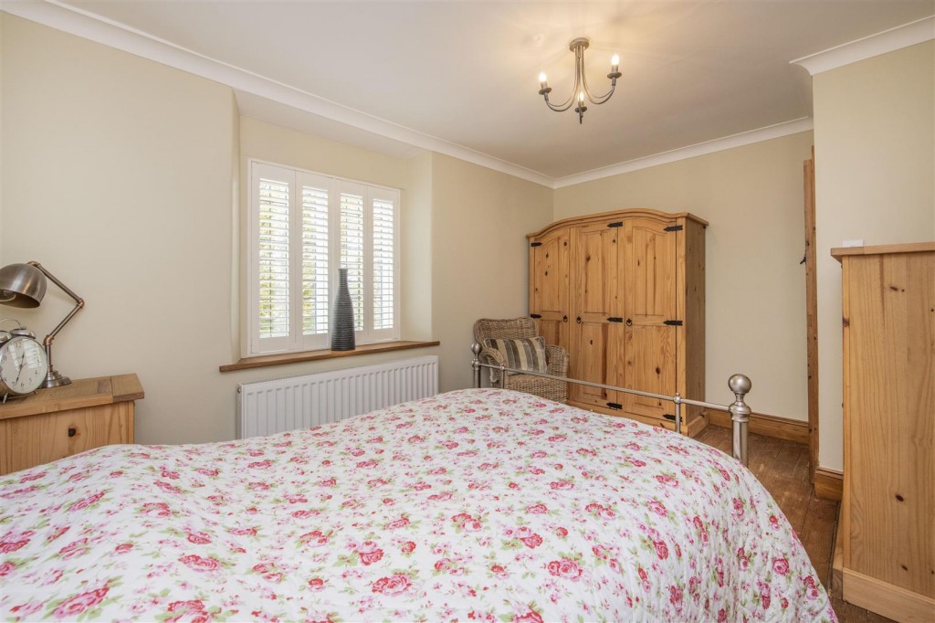Images for Hilltop, Furnace Lane, Little Harrowden, Wellingborough EAID:oscarjamesapi BID:3
