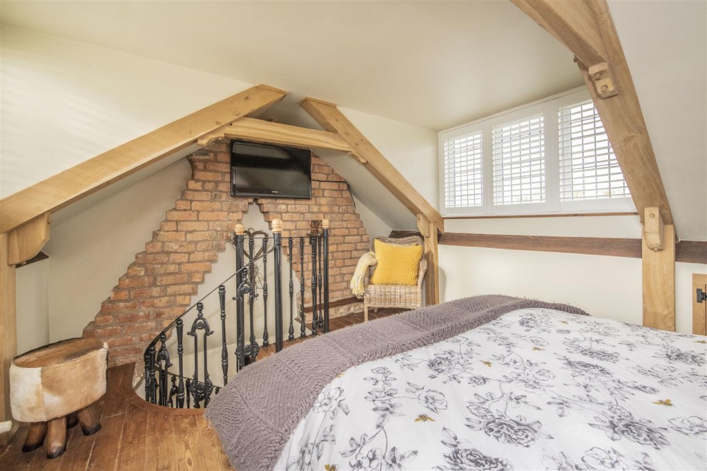 Images for Hilltop, Furnace Lane, Little Harrowden, Wellingborough EAID:oscarjamesapi BID:3