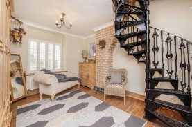 Images for Hilltop, Furnace Lane, Little Harrowden, Wellingborough