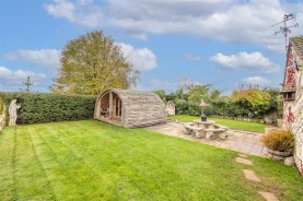 Images for Hilltop, Furnace Lane, Little Harrowden, Wellingborough