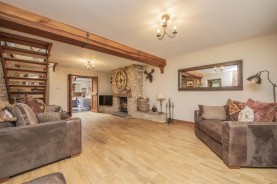 Images for Hilltop, Furnace Lane, Little Harrowden, Wellingborough
