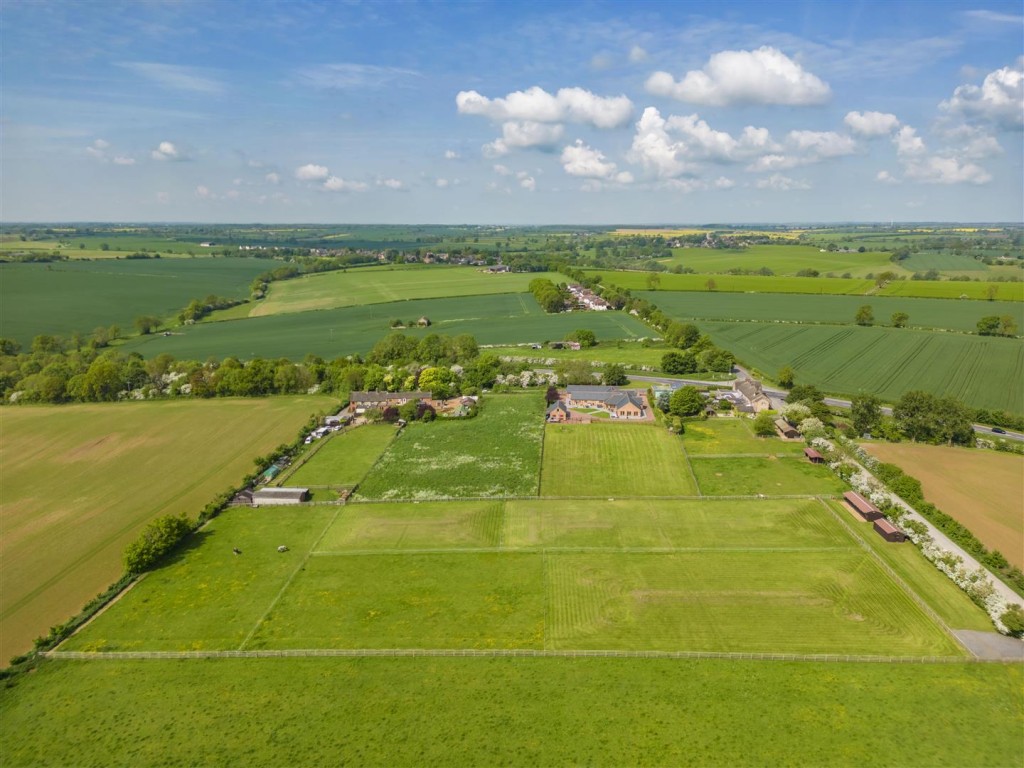 Images for Hilltop, Furnace Lane, Little Harrowden, Wellingborough EAID:oscarjamesapi BID:3