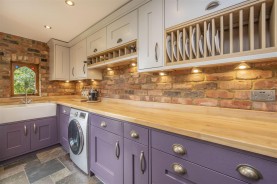 Images for Hilltop, Furnace Lane, Little Harrowden, Wellingborough