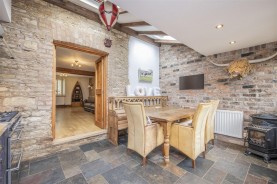 Images for Hilltop, Furnace Lane, Little Harrowden, Wellingborough