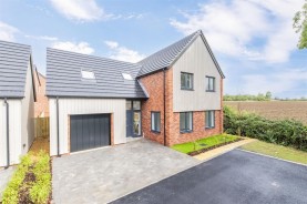 Images for The Glebe, Lavendon - Viewing Essential!