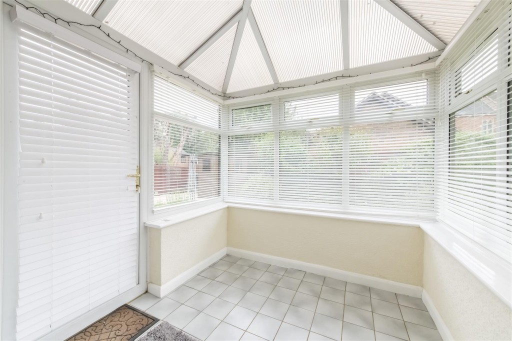 Images for Church Street, Burton Latimer, Kettering EAID:oscarjamesapi BID:3