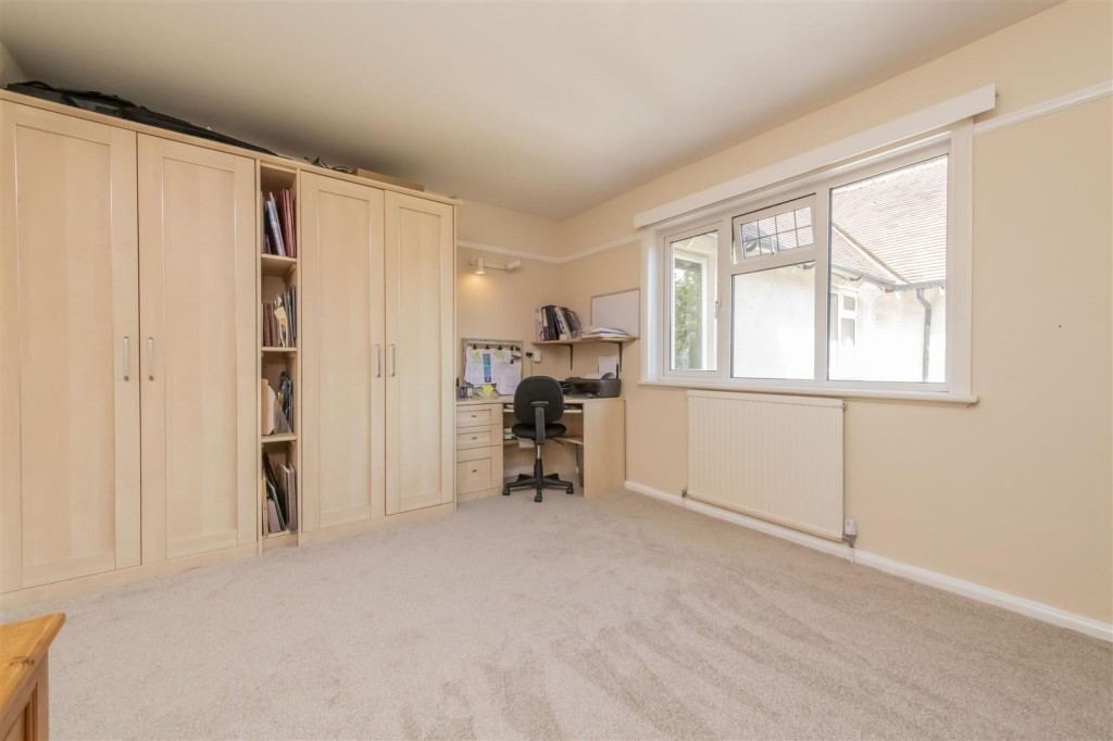 Images for Rockingham Road, Kettering EAID:oscarjamesapi BID:2