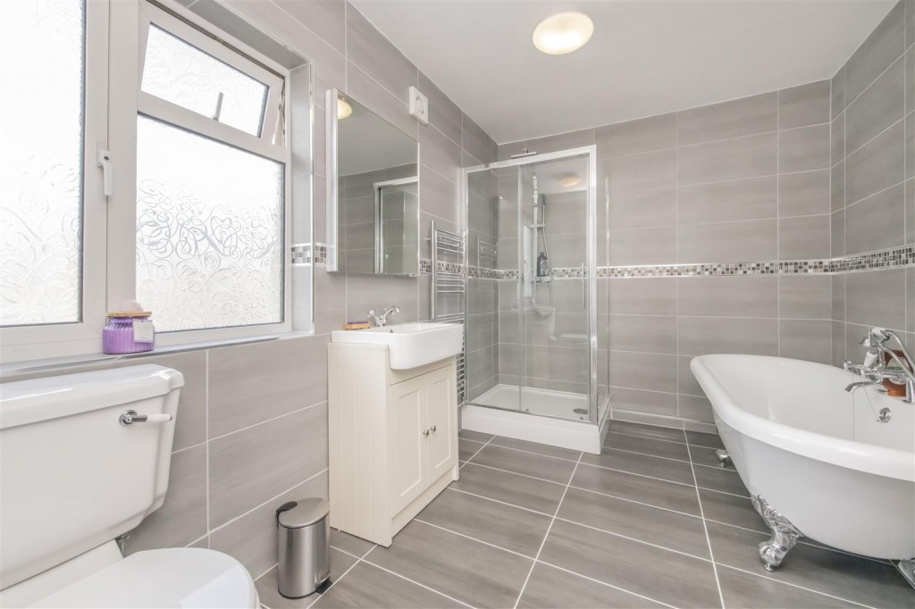 Images for Rockingham Road, Kettering EAID:oscarjamesapi BID:2
