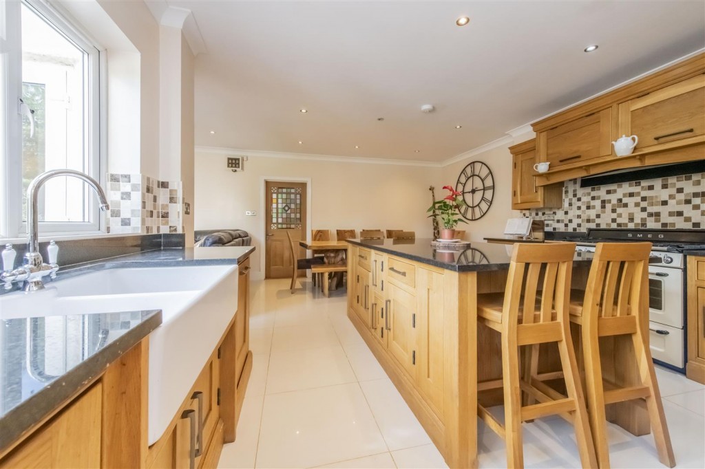 Images for Rockingham Road, Kettering EAID:oscarjamesapi BID:2