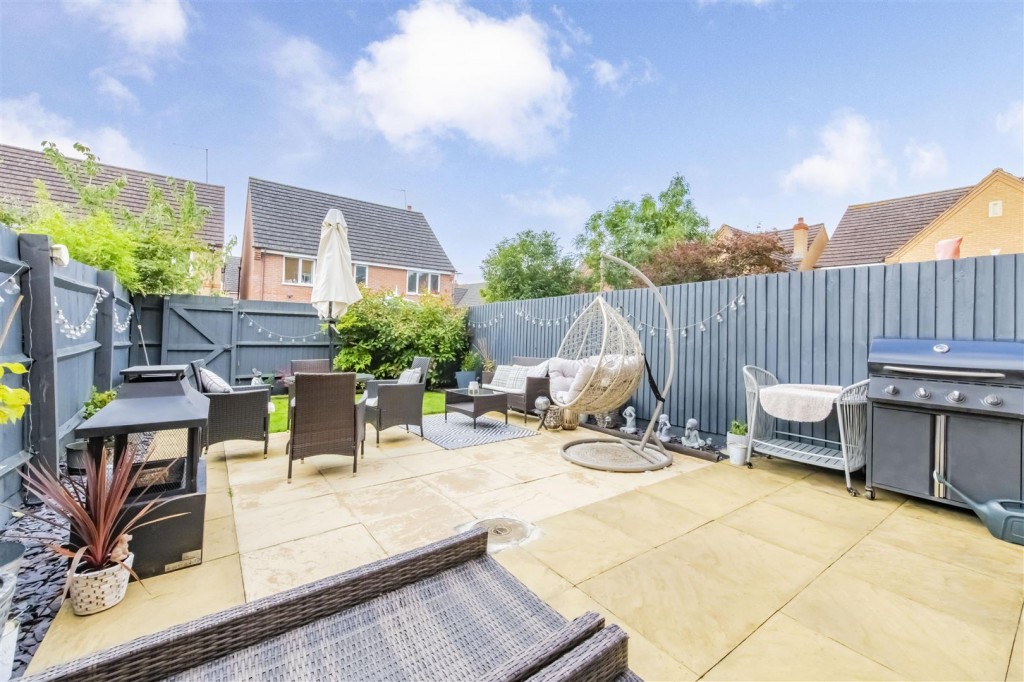 Images for Breezehill, Wootton, Northampton EAID:oscarjamesapi BID:1