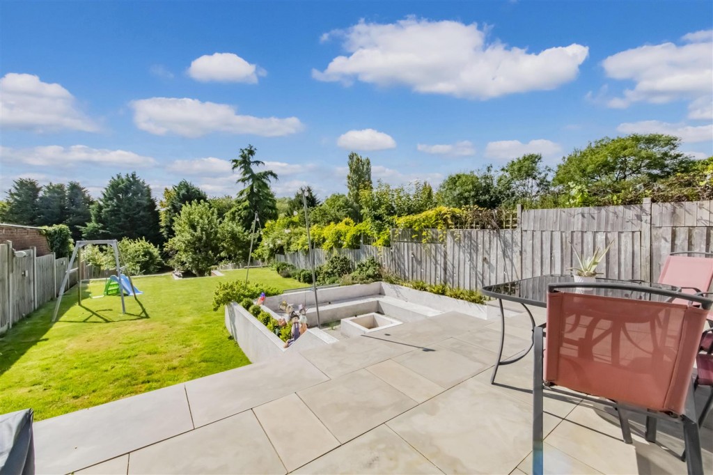 Images for Corby Road, Weldon, Corby EAID:oscarjamesapi BID:4