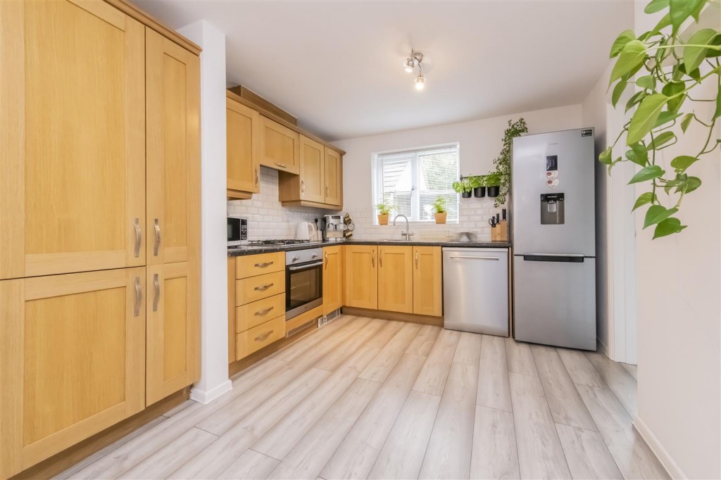 Images for Flowerhill Drive, Wellingborough EAID:oscarjamesapi BID:6