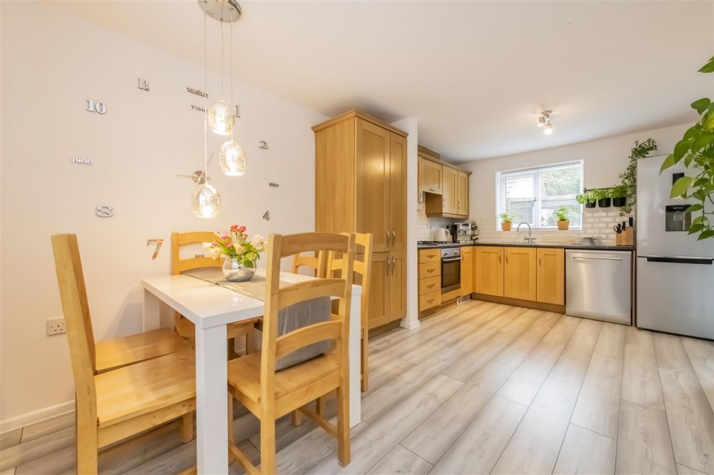 Images for Flowerhill Drive, Wellingborough EAID:oscarjamesapi BID:6
