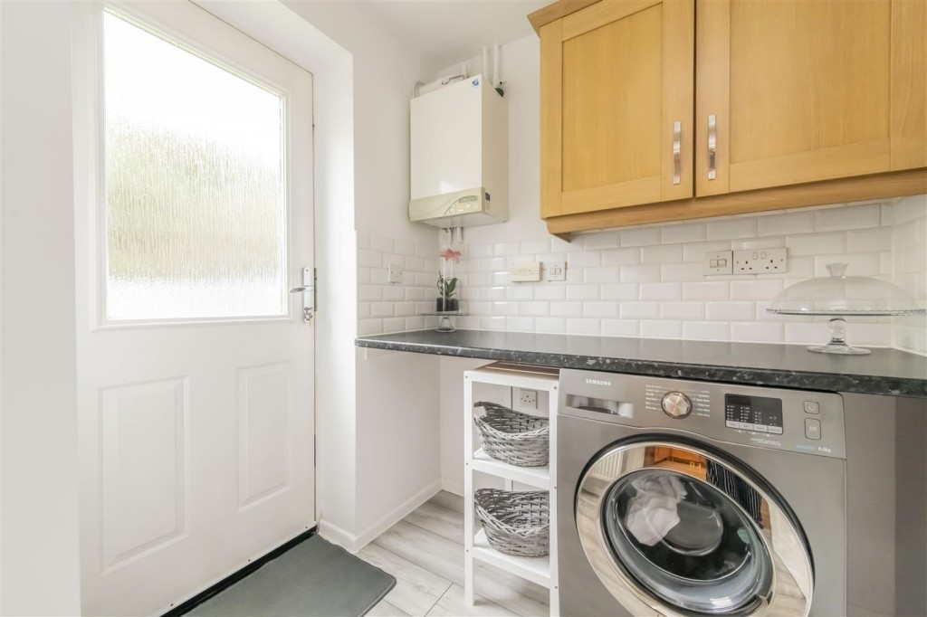 Images for Flowerhill Drive, Wellingborough EAID:oscarjamesapi BID:6