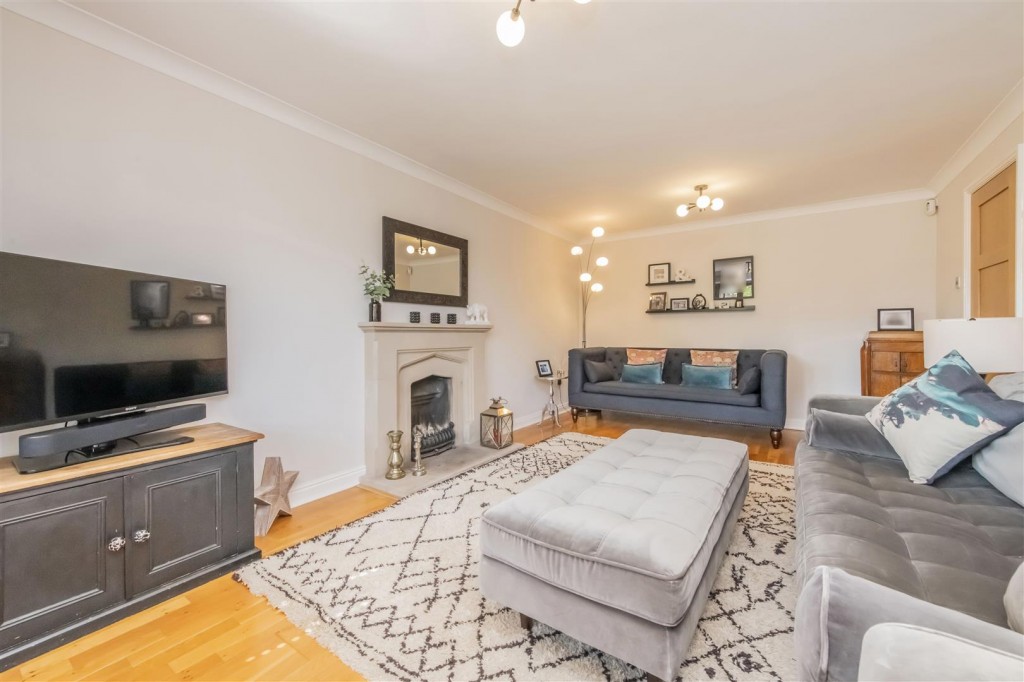 Images for Regal Drive, Kettering EAID:oscarjamesapi BID:2