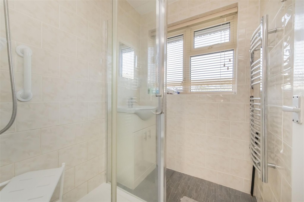 Images for Deeble Road, Kettering EAID:oscarjamesapi BID:2