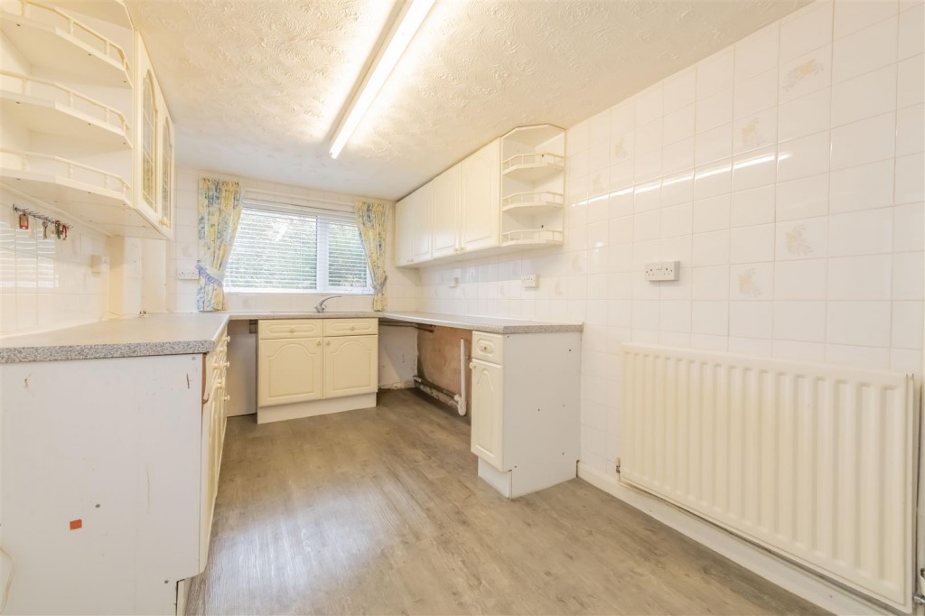 Images for Milton Road, Little Irchester, Wellingborough EAID:oscarjamesapi BID:6