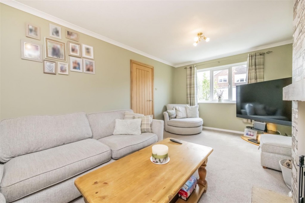 Images for Saxon Way, Raunds, Wellingborough EAID:oscarjamesapi BID:6