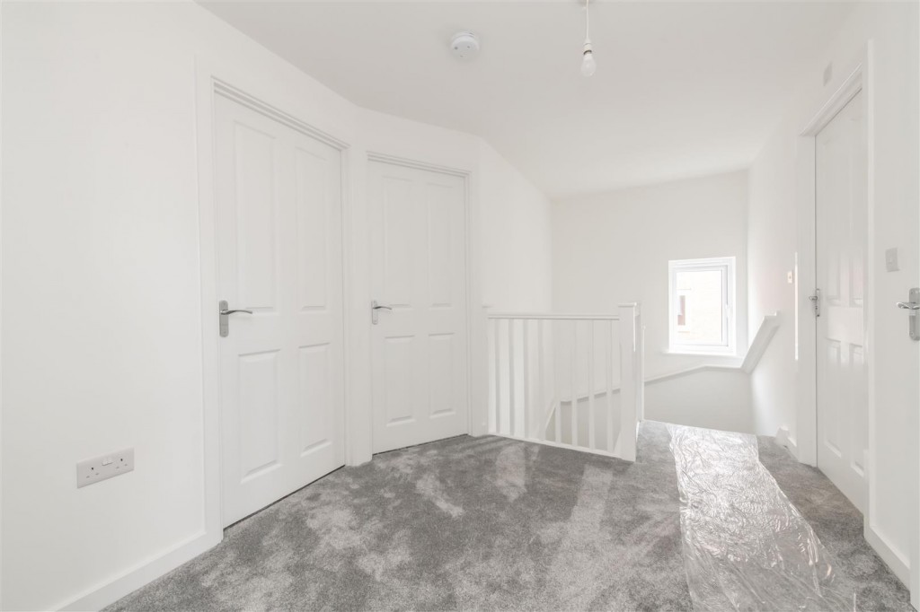 Images for Thornton Avenue, Barton Seagrave EAID:oscarjamesapi BID:3