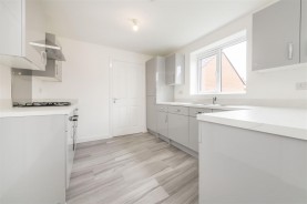 Images for Thornton Avenue, Barton Seagrave