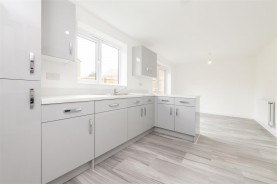 Images for Thornton Avenue, Barton Seagrave