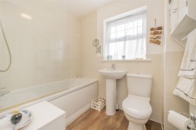 Images for Woodford Road, Burton Latimer