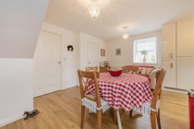 Images for Woodford Road, Burton Latimer