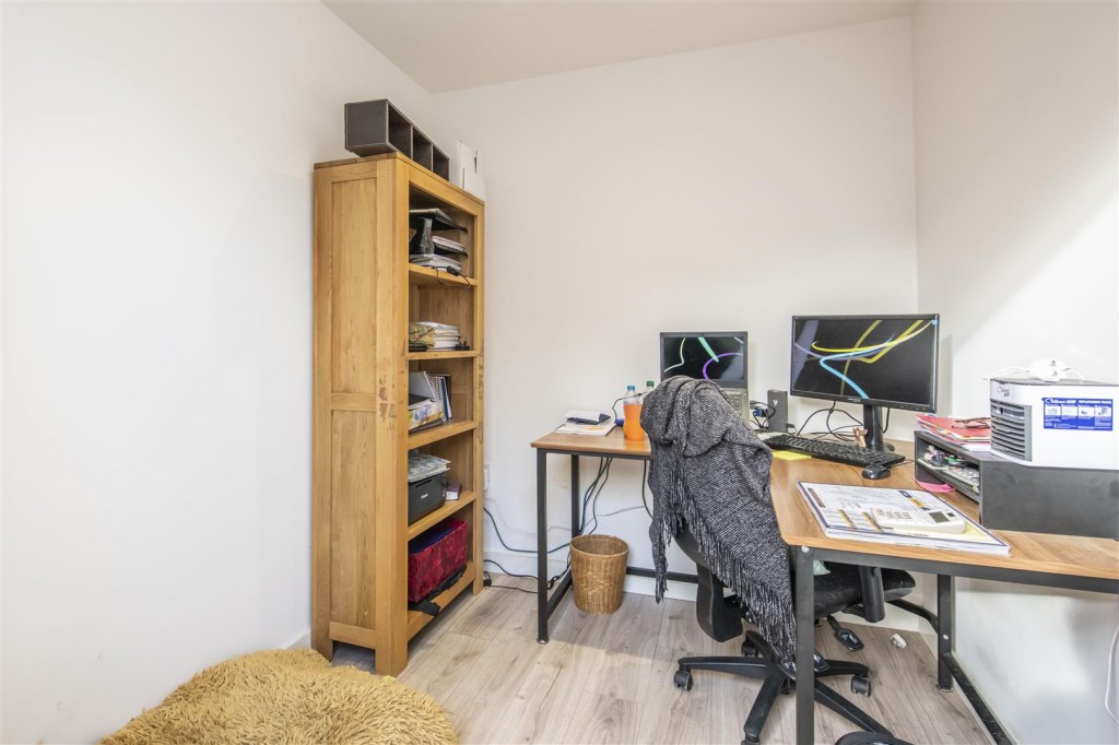 Images for Groome Street, Burton Latimer EAID:oscarjamesapi BID:3