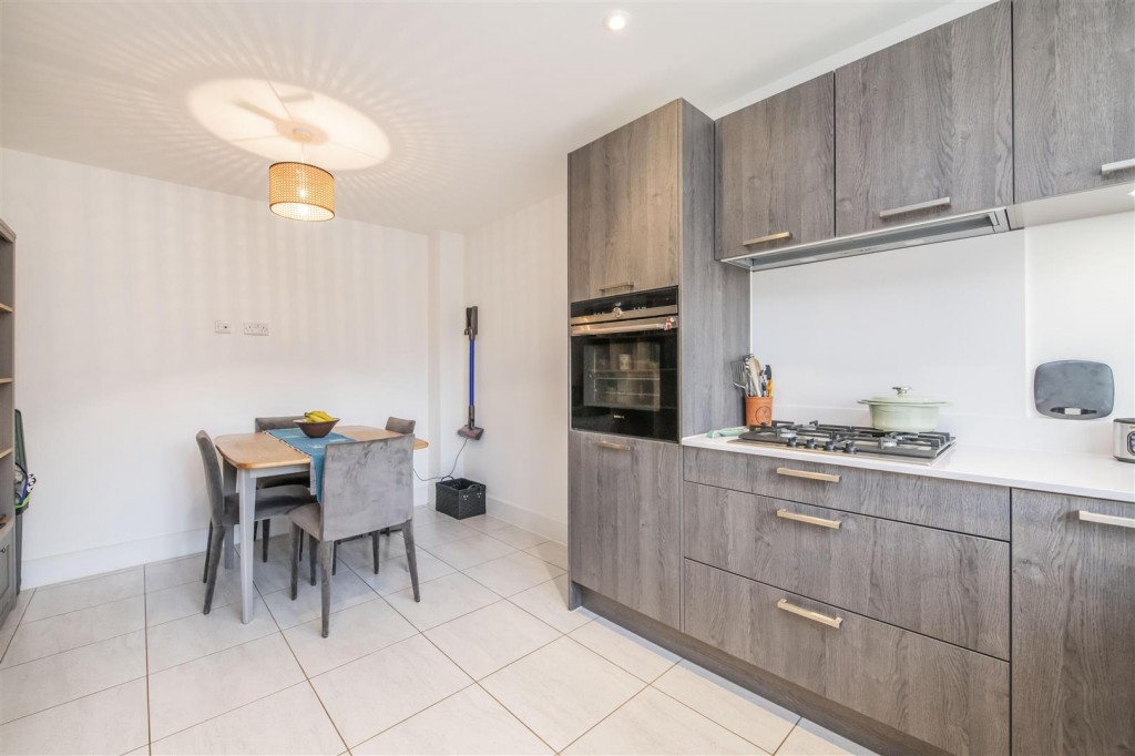 Images for Groome Street, Burton Latimer EAID:oscarjamesapi BID:3
