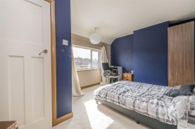 Images for Deeneside, Weldon, Corby