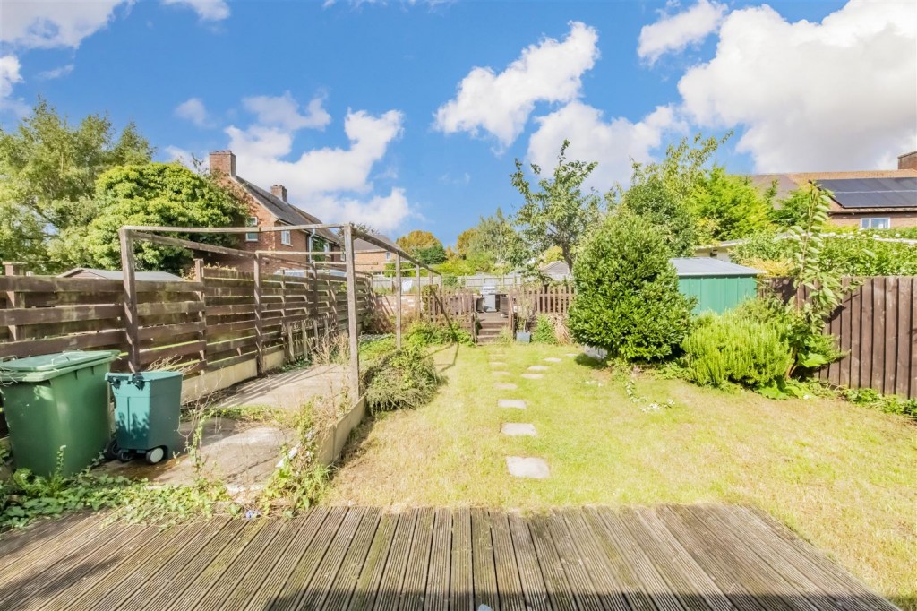 Images for Deeneside, Weldon, Corby EAID:oscarjamesapi BID:4