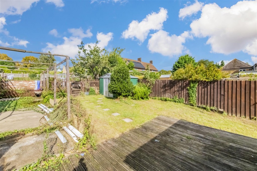Images for Deeneside, Weldon, Corby EAID:oscarjamesapi BID:4