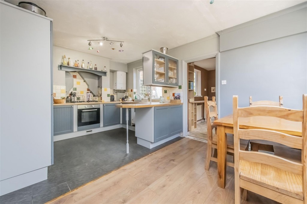 Images for Deeneside, Weldon, Corby EAID:oscarjamesapi BID:4