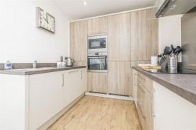 Images for Thorpe Road, Earls Barton, Northampton