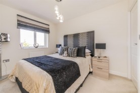 Images for Thorpe Road, Earls Barton, Northampton