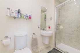 Images for Thorpe Road, Earls Barton, Northampton