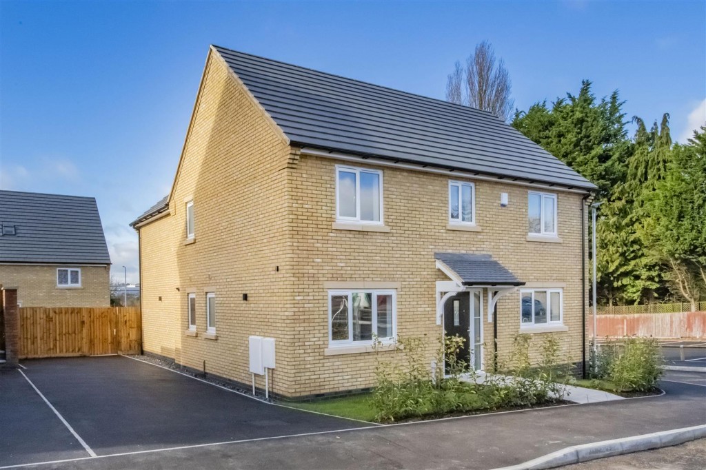 Images for ** STAR BUY ** Poppies Road, Kettering EAID:oscarjamesapi BID:2